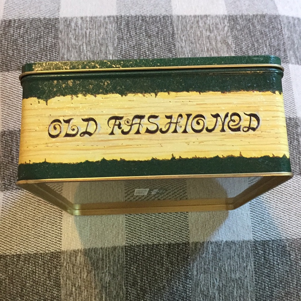 Rare, Vintage Chocolate Chip Cookies Tin - Picture 4 of 8